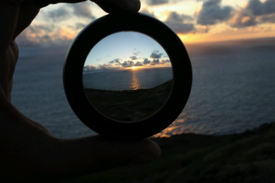 Photo "Leadership Begins in the Mind: How a Personal Paradigm Shift Creates New Perspectives"