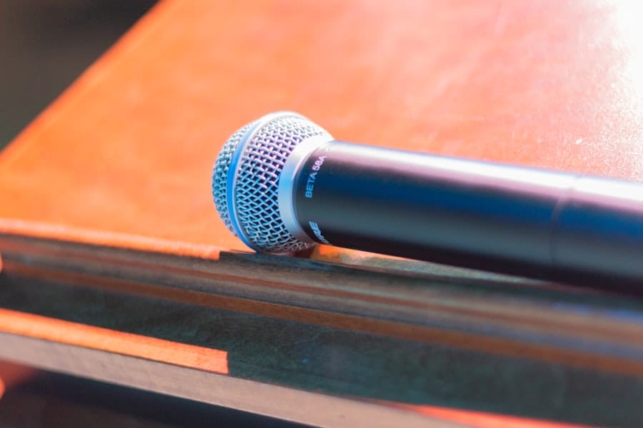 Photo Microphone podium