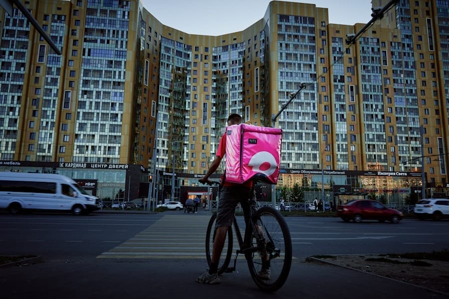 Photo Delivery rider