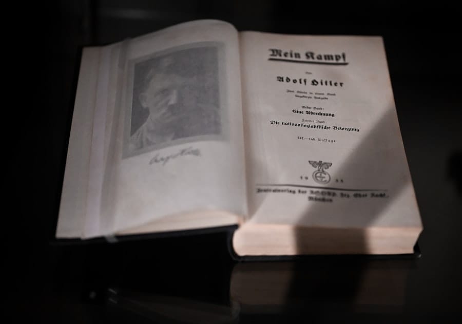 Photo radicalization