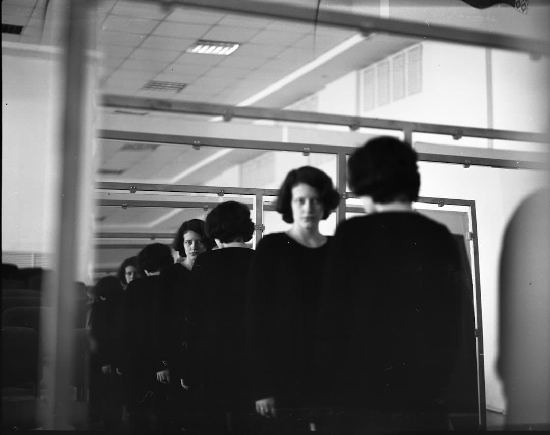 Photo identity psychology